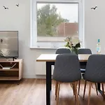 Апартаменты Captains Quarters 5 - Strandnah- Maritimer Charme By Interhome Даме